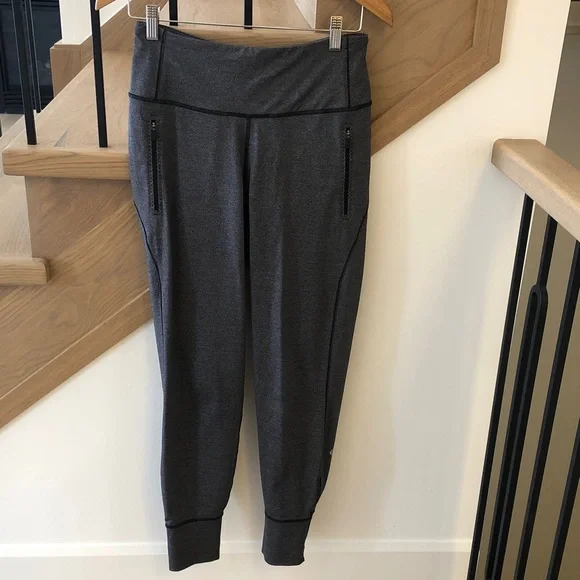 Rare Lululemon Fresh Tracks Pant II (W5AMFS) Luxtreme in Heathered Black, Size 6 - Picture 6 of 17